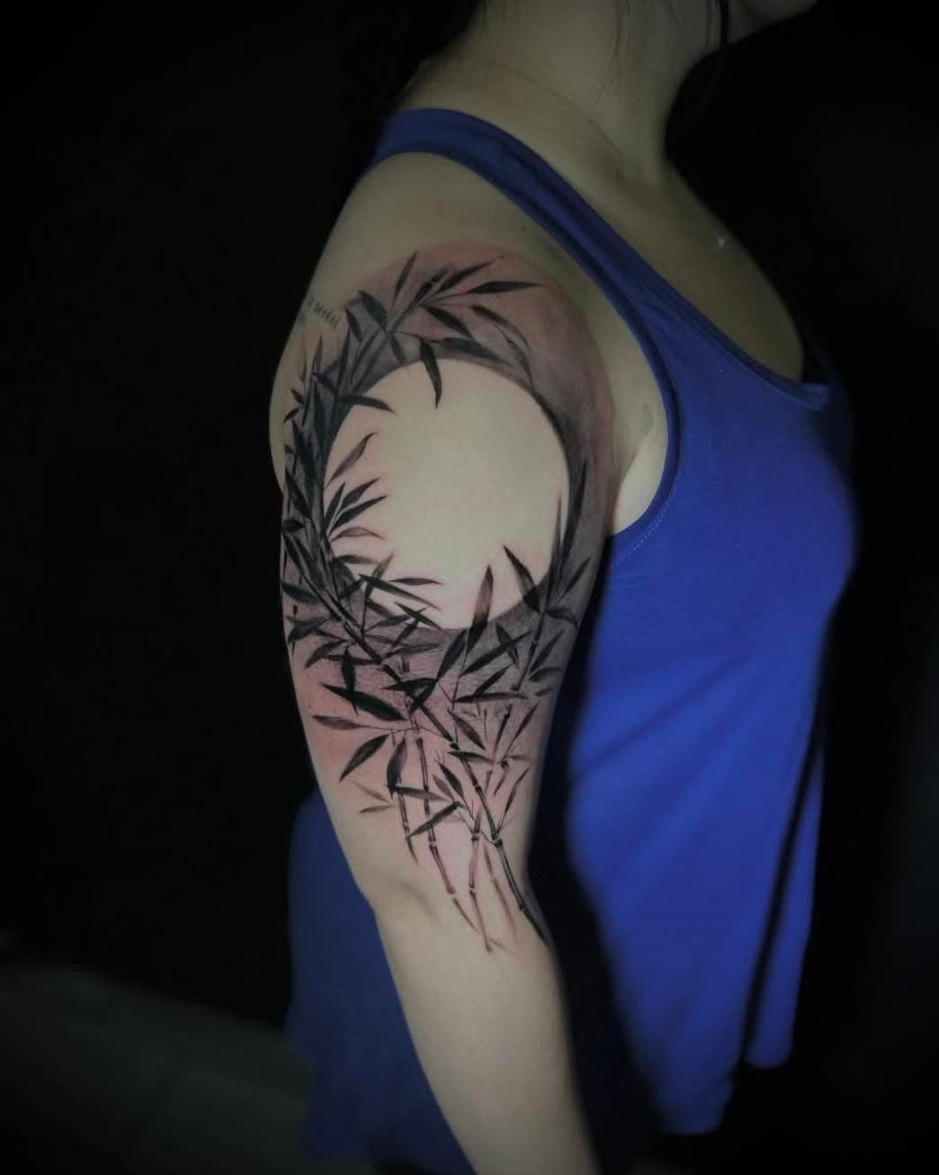 black and grey realsim tattoo sleeve